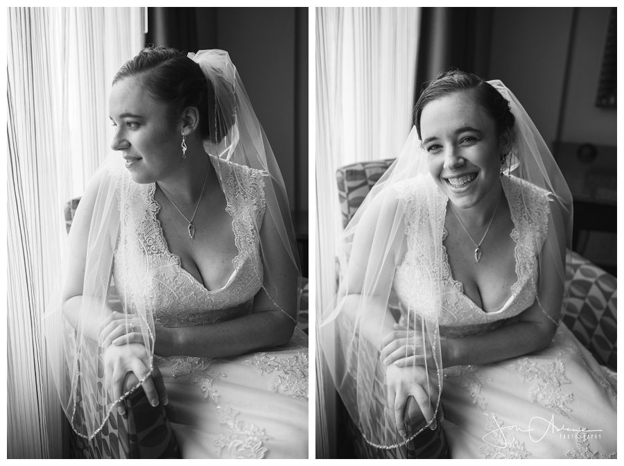 Bride,Burlington,Groom,Hilton,Vermont Wedding,