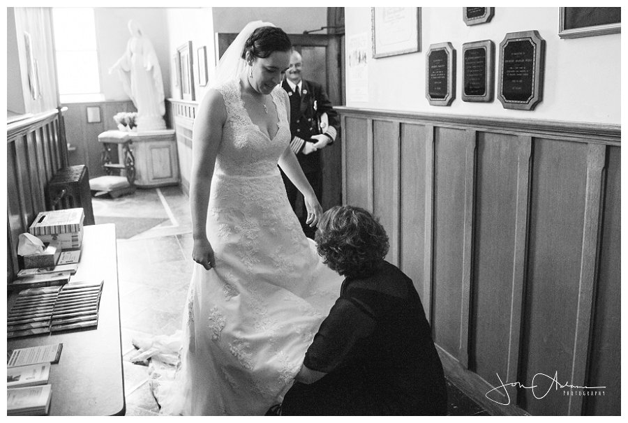 Bride,Burlington,Groom,Hilton,Vermont Wedding,