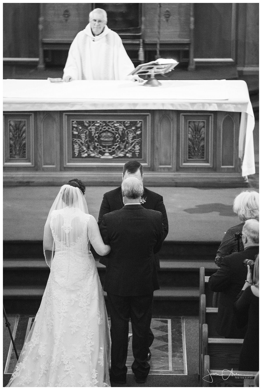 Bride,Burlington,Groom,Hilton,Vermont Wedding,