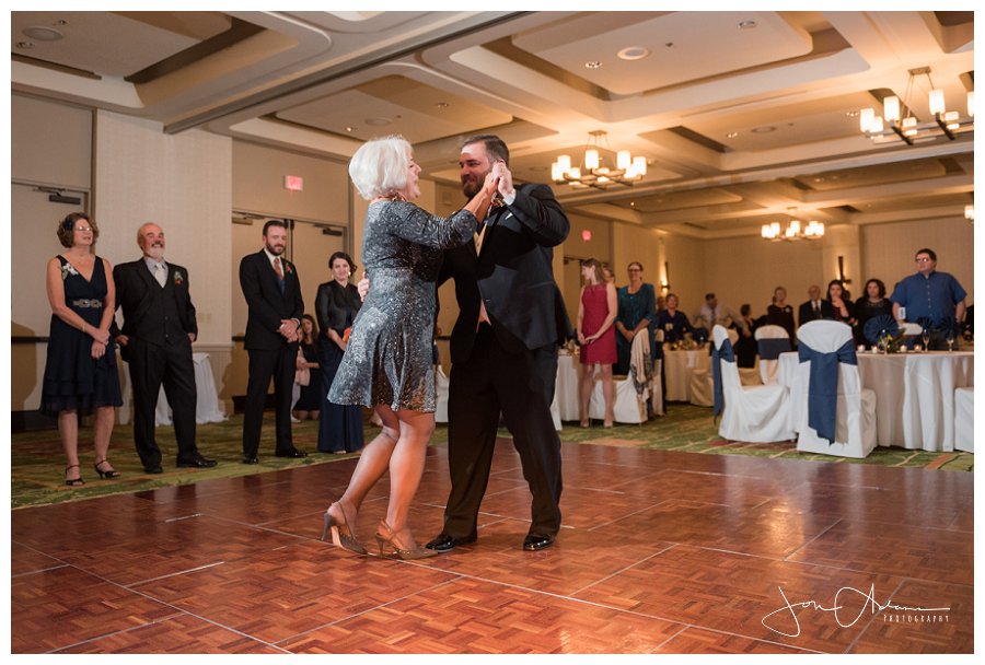 Bride,Burlington,Groom,Hilton,Vermont Wedding,