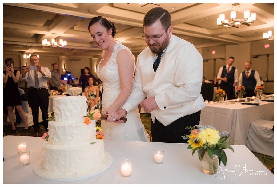 Bride,Burlington,Groom,Hilton,Vermont Wedding,