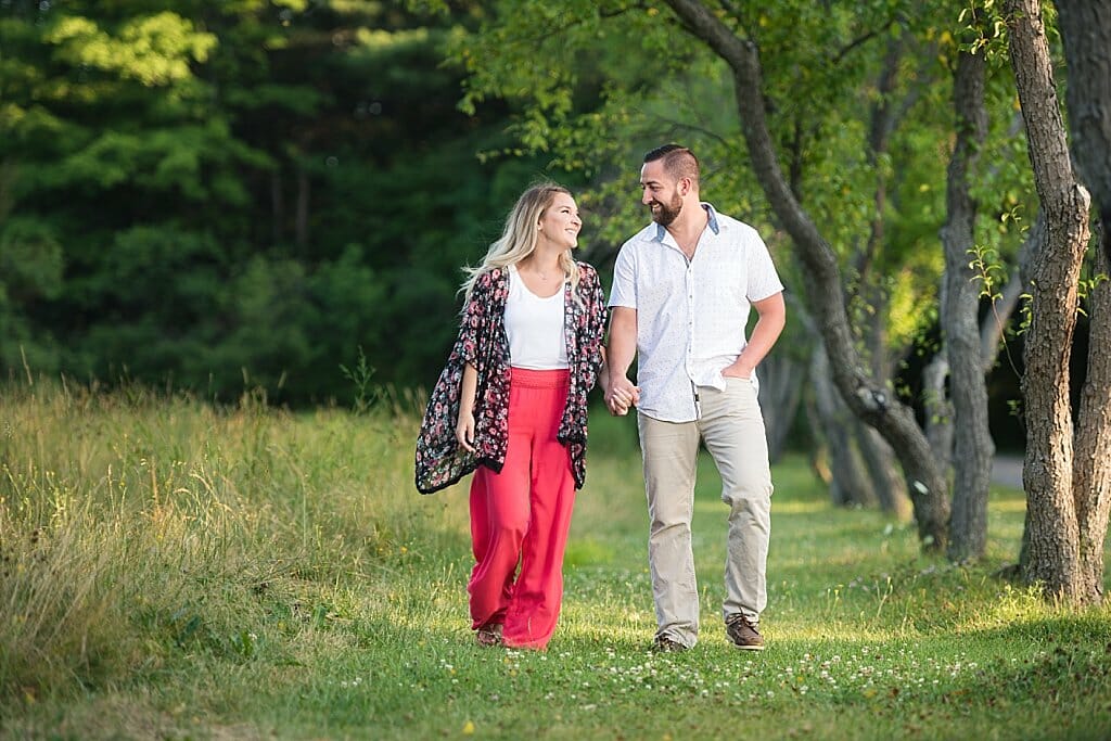 What To Wear For Your Engagement Session